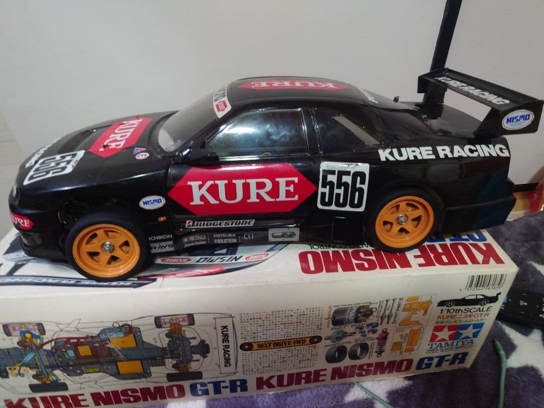 KURE NISMO GT−R電動ラジコンカー　1／10スケール完成品