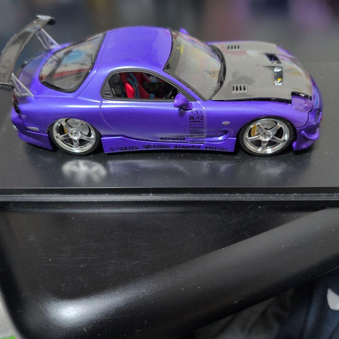 パープル FD3S RX-7 完成模型　点灯あり