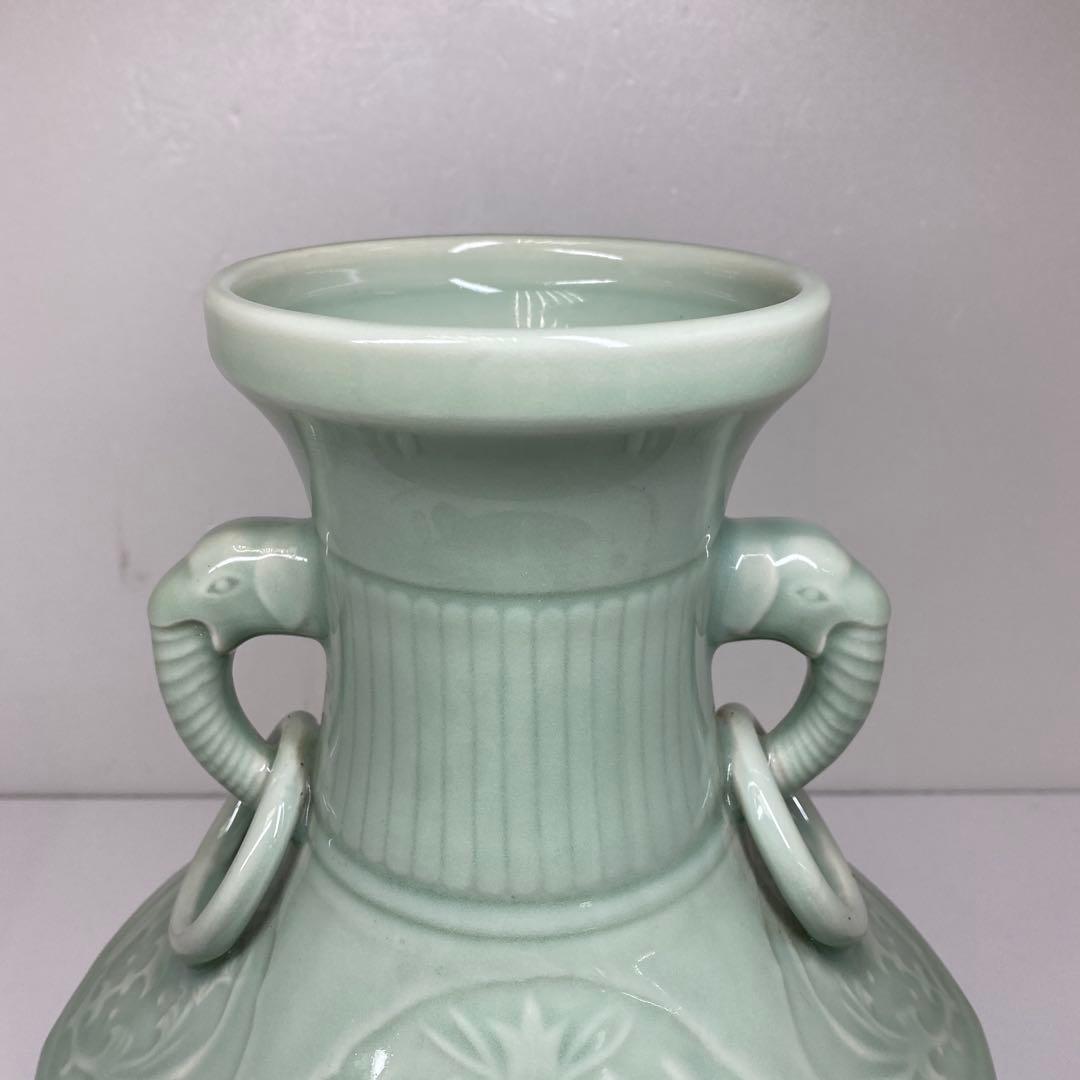 中国　竜泉窯　青磁花瓶　高さ約38㎝　タコヒ　東さ7-0302④