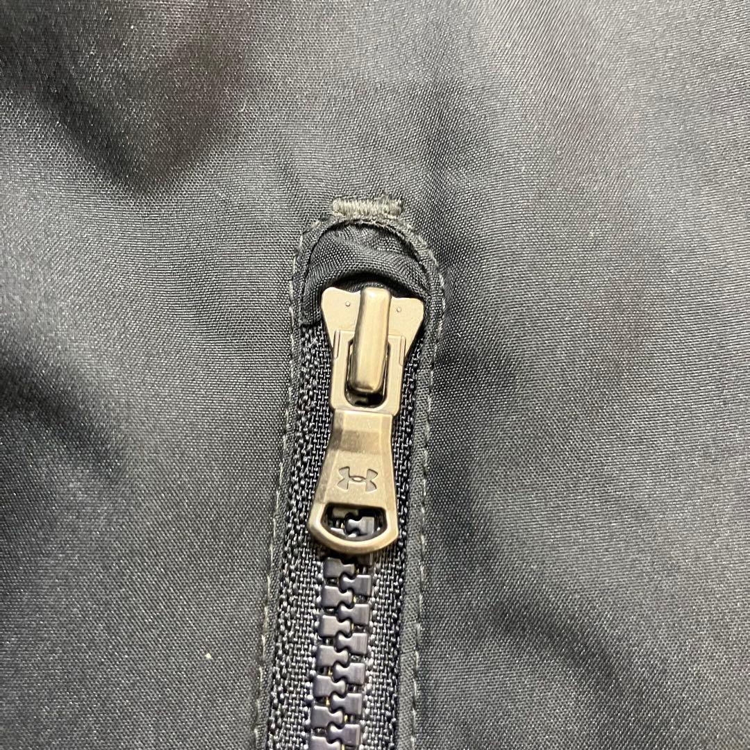 アンダーアーマー✨ロング ベンチコート 黒 フード ロゴプリント 男女兼用