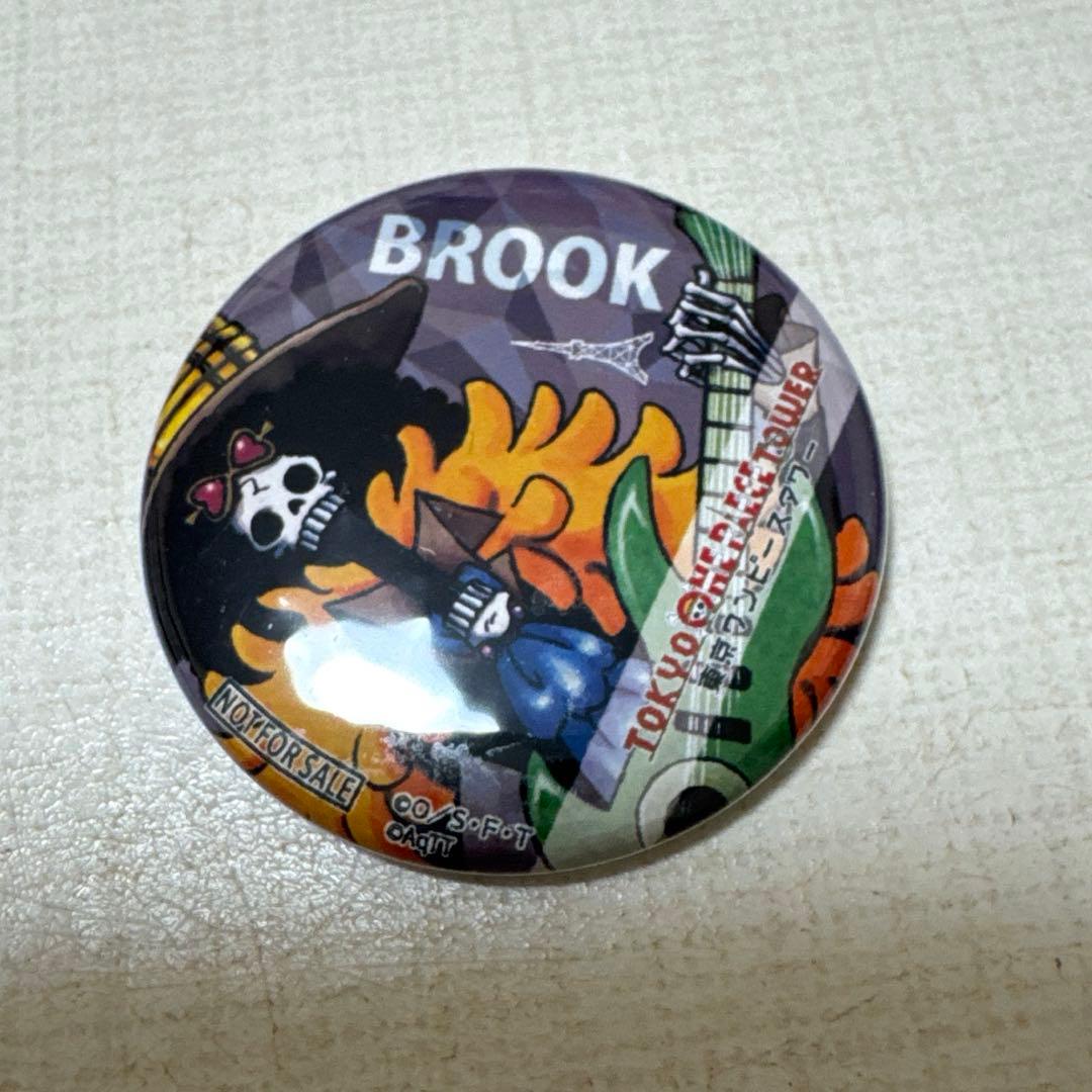 ワンピースタワートンガリ缶バッジ ブルック2種&4周年ステッカー他ブルックセット