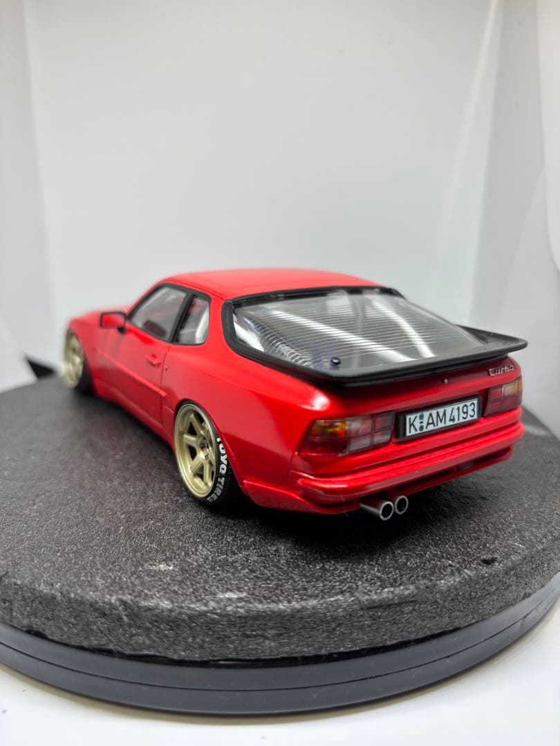 プラモデル完成品　ハセガワ　ポルシェ 944 ターボ　ストリート戻し　1/24