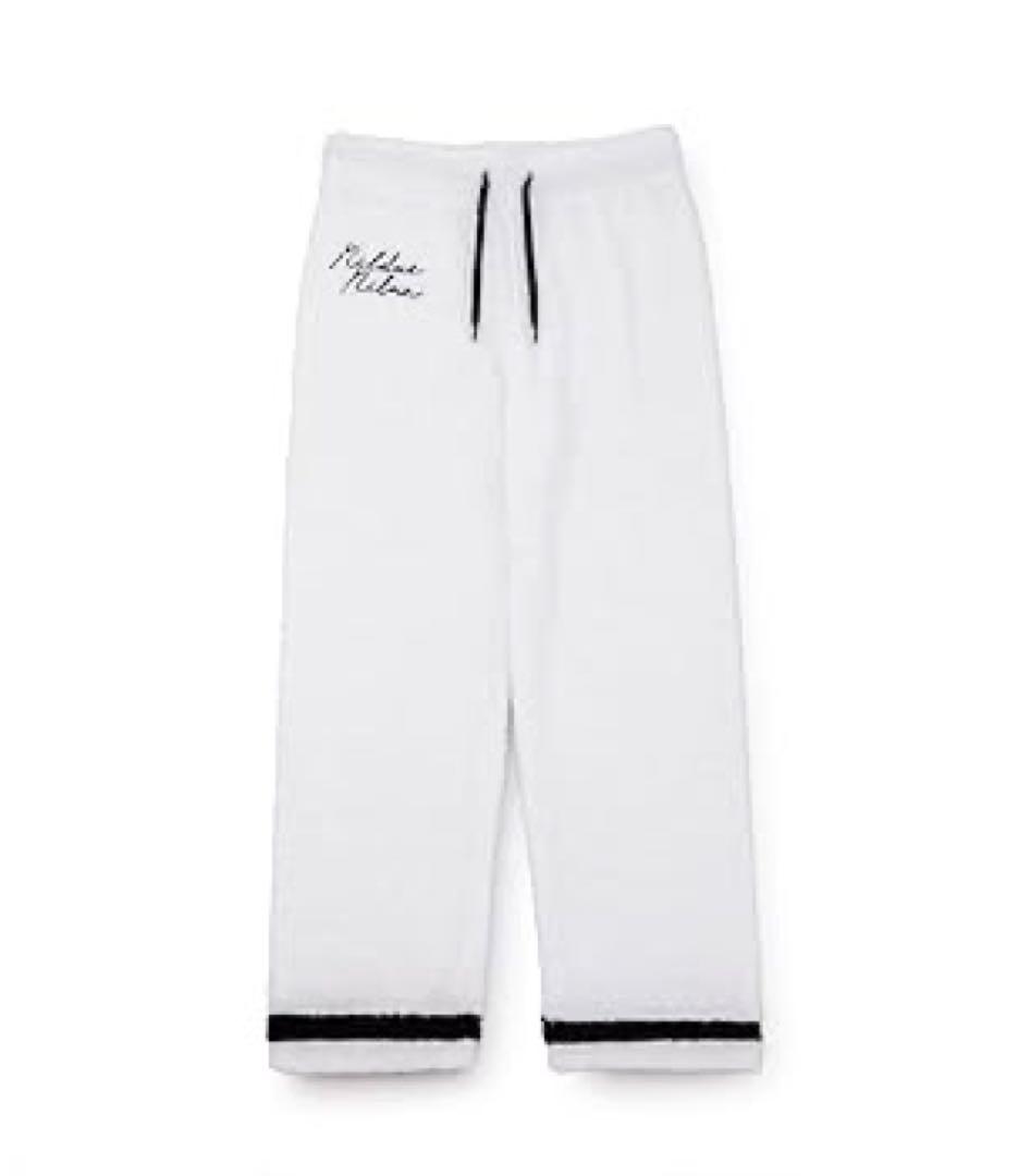 【新品未開封】FLUFFY ZIP HOOD SET UP / WH