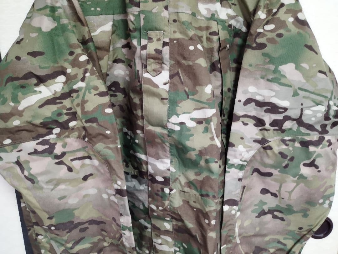 (4972)米軍実物ECWCS.GENⅢ．レイヤー6ゴアテックスOCPジャケット