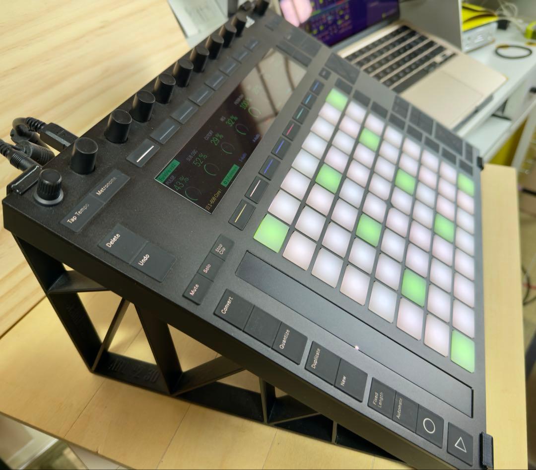 Ableton Push 2 MIDIコントローラー & おまけ x 2