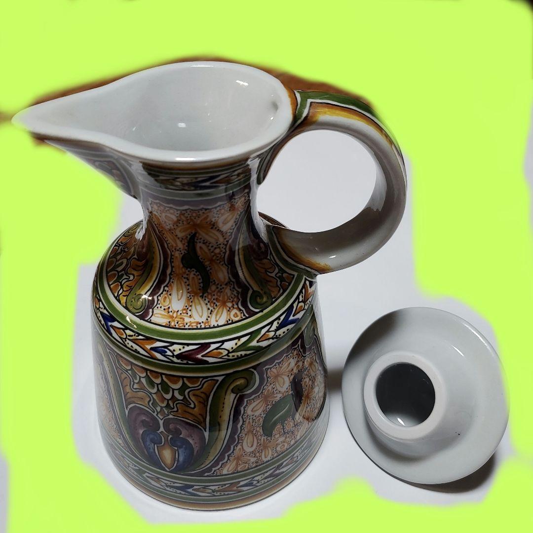 手描き陶器ピッチャー 蓋付き