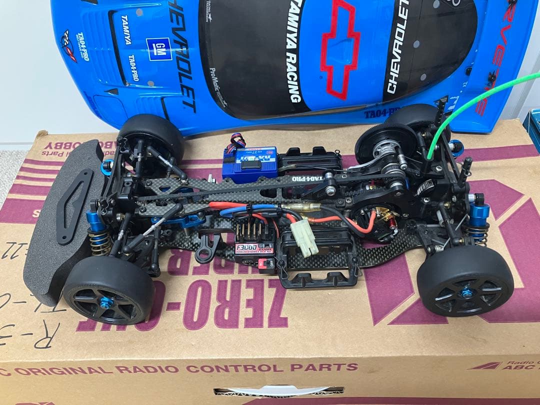 タミヤTA-04 PRO OP多数プロポアンプサーボ付き【大幅値下げ】