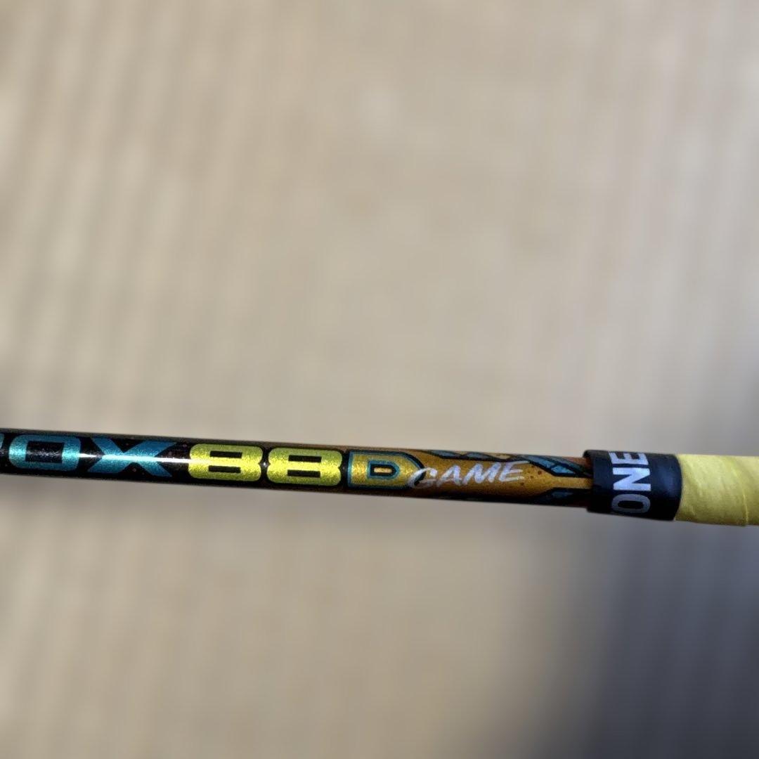 ASTROX 88D GAME バドミントンラケット4U