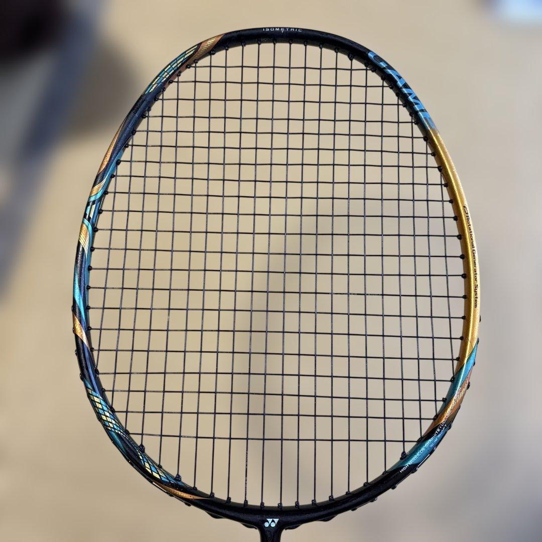 ASTROX 88D GAME バドミントンラケット4U