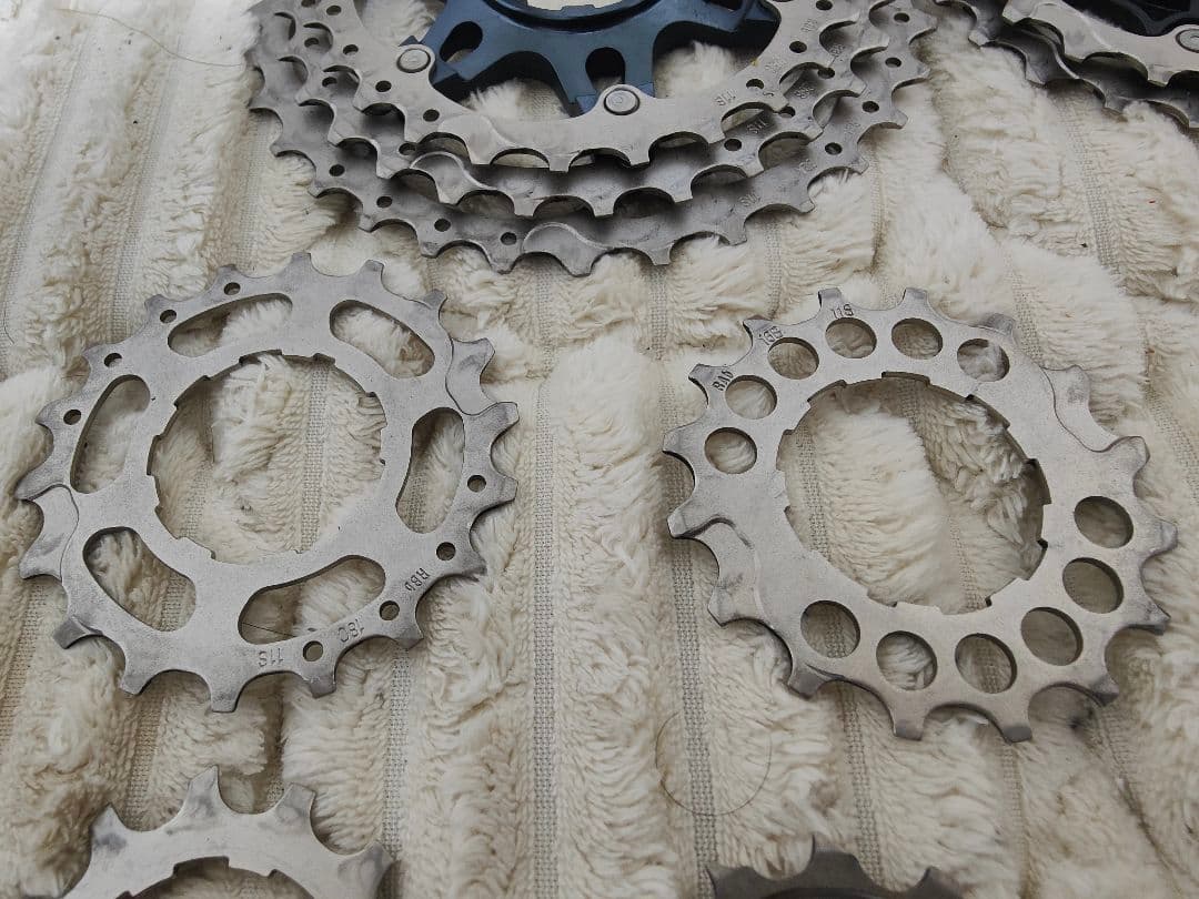 シマノ　スプロケット　ULTAGRA CS-R8000 11-32t　美品☆