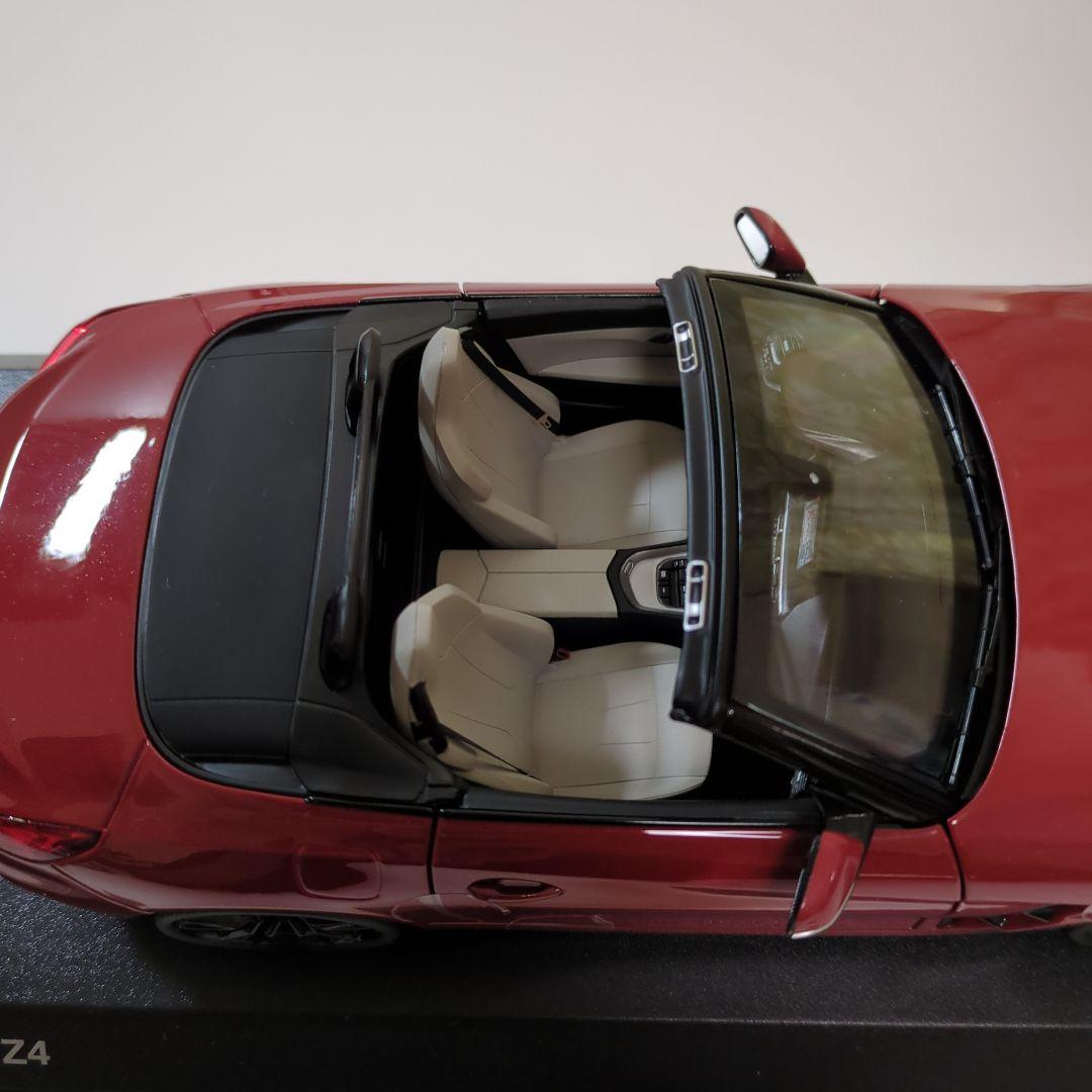-  - Z4 スパイダー 　1/18 M40i (G29) 2019