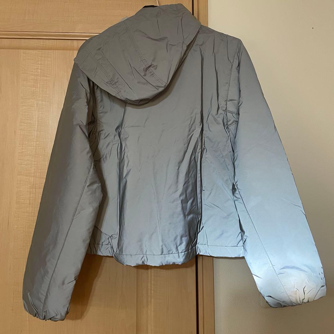 し*う様 【新品未使用】Nike リフレクティブ　ランニングジャケット