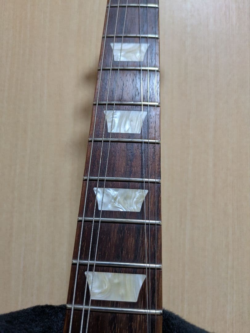 ギター Gibson Les Paul Tribute2019