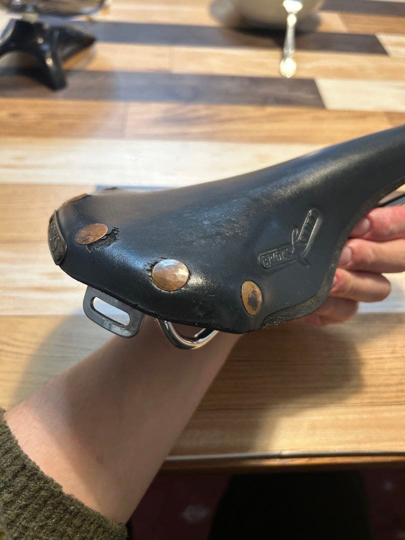 BROOKS SWIFTレザーサドル ブラック