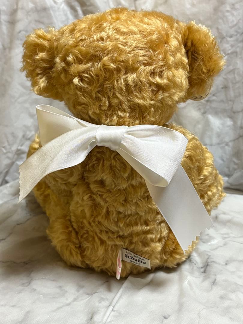 シュタイフシュルテ社 ナオミベア リボン　くま