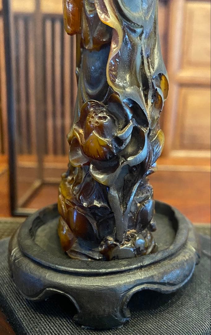 彫刻　弥勒菩薩　バッファロー角 鑑賞台座ケース付　３点セット ヴィンテージ　レア