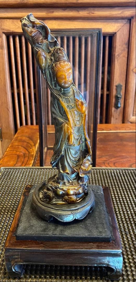 彫刻　弥勒菩薩　バッファロー角 鑑賞台座ケース付　３点セット ヴィンテージ　レア