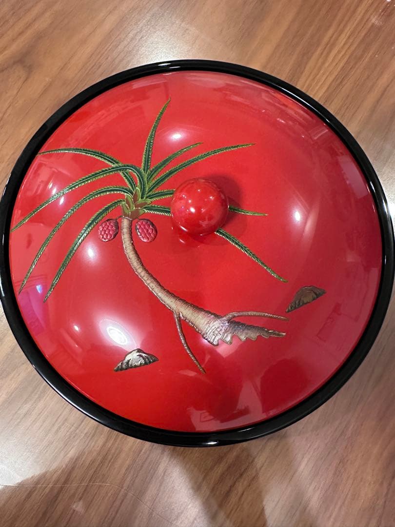 琉球角萬　琉球漆器　菓子器 パームツリー装飾