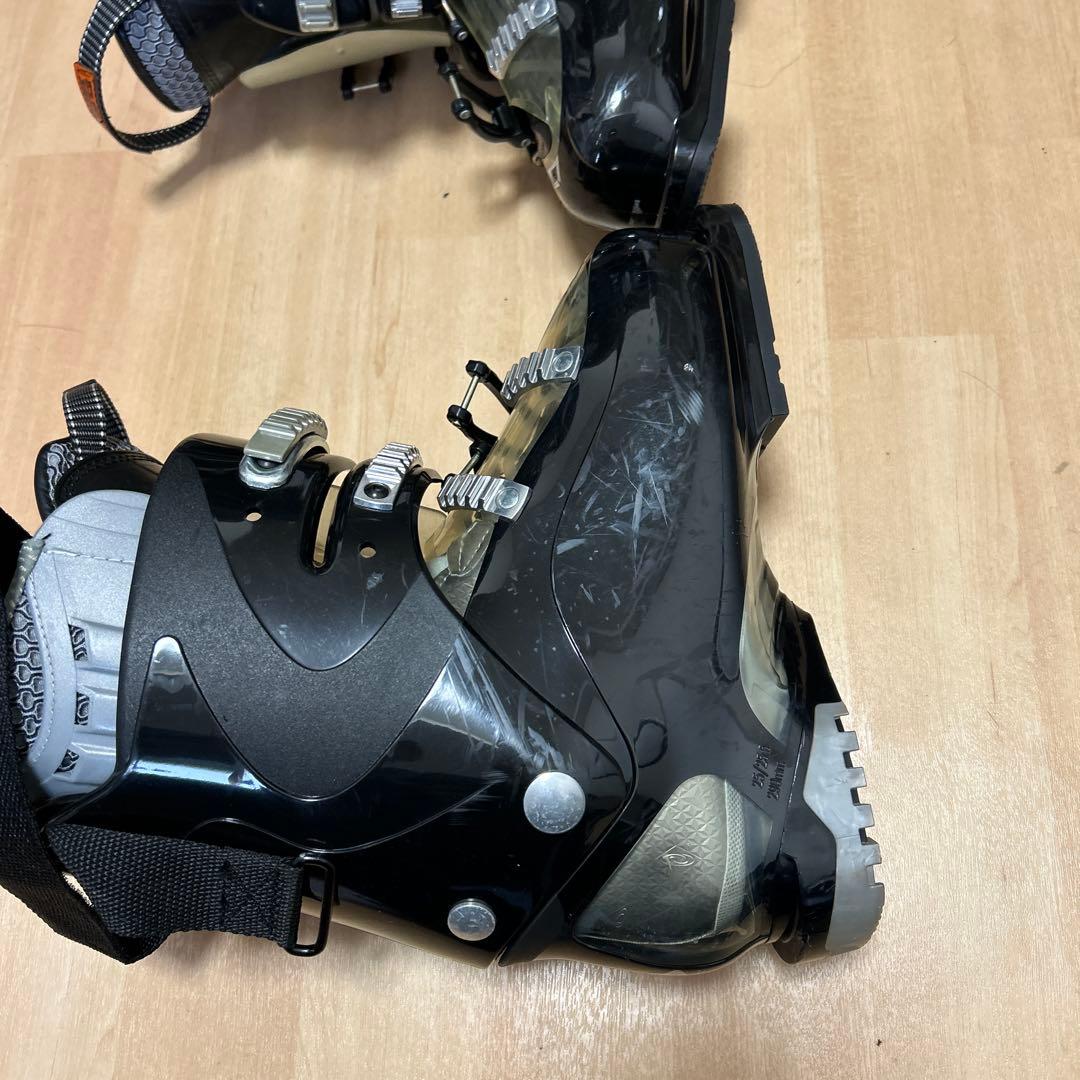 スキー用ブーツ　サロモン