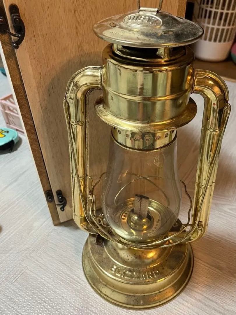 DIETZ 真鍮オイルランタン 木製ケース付き