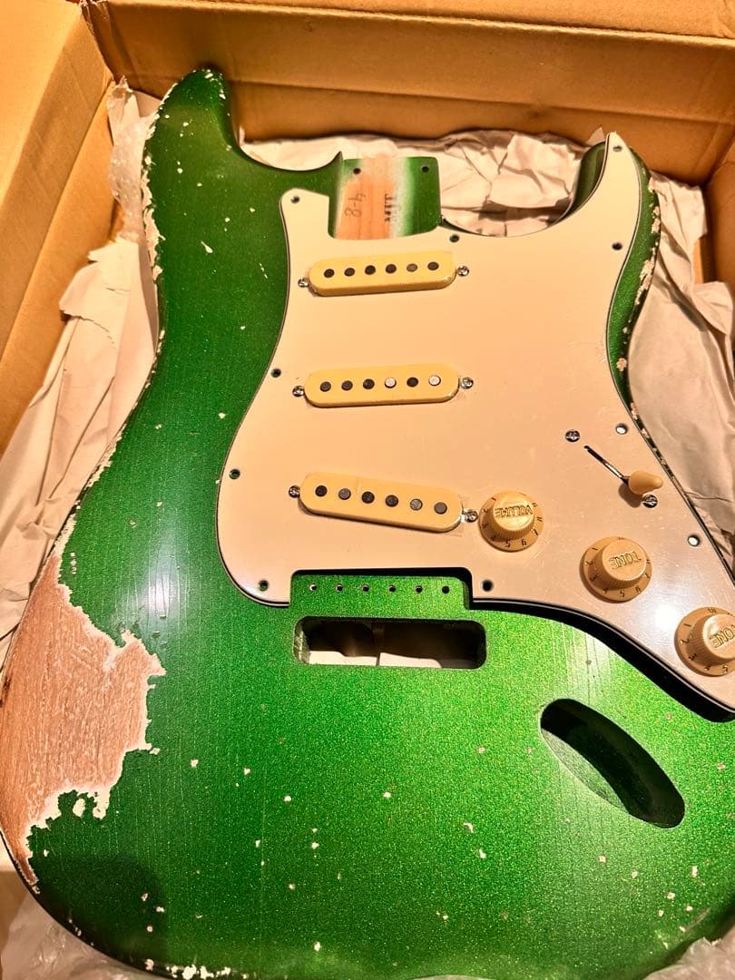 MJT STキャンディアップルグリーン レリックピックガードアッセンブリーセット