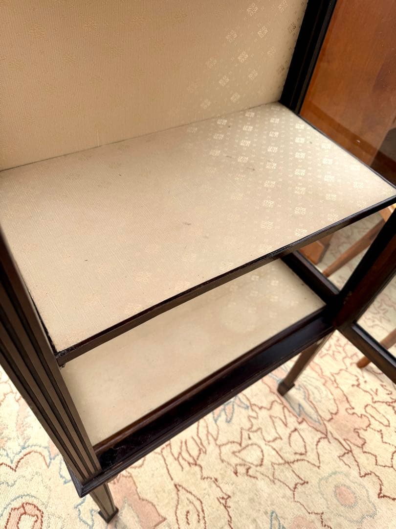 英国アンティーク 小ぶりガラスキャビネット 飾り棚