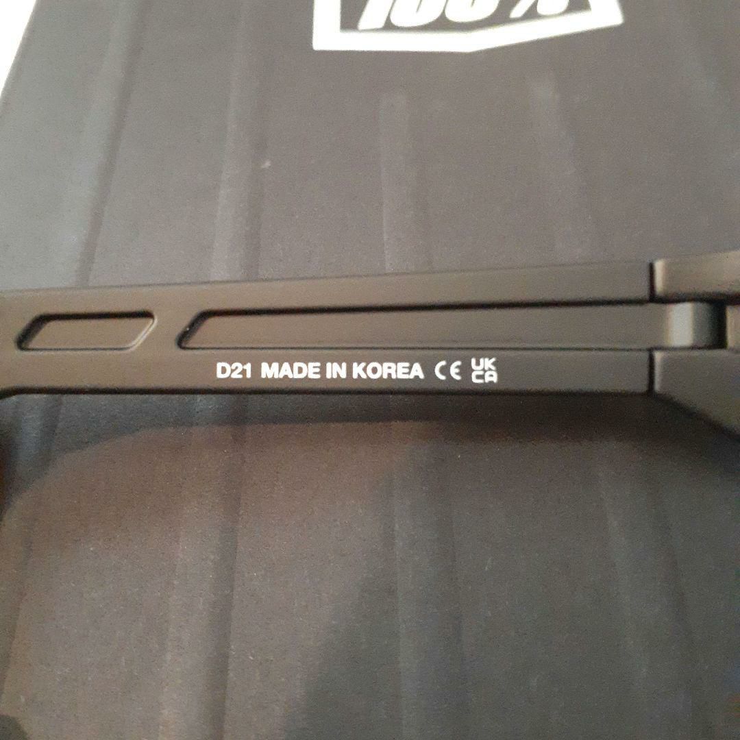 100% S2 ブラック スモークレンズ ワンハンドレッド サングラス