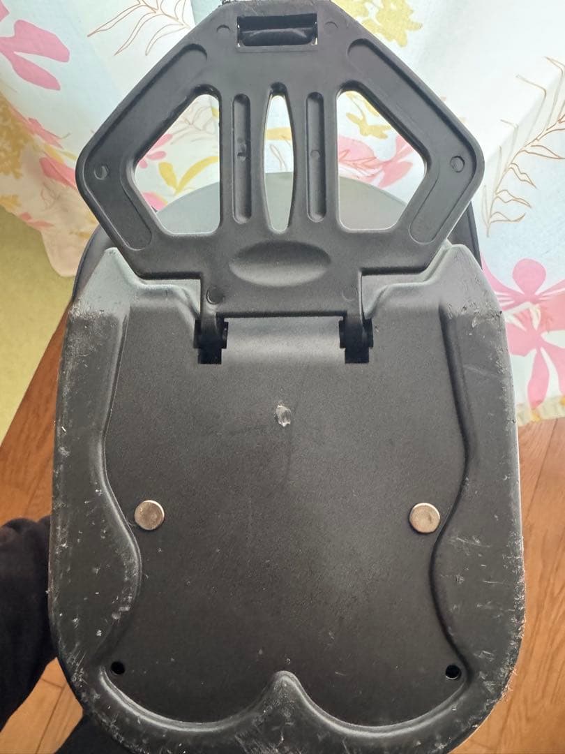 ラウドマウス　 LM-CB0010　8.5型 スタンドキャディバッグ　軽量モデル