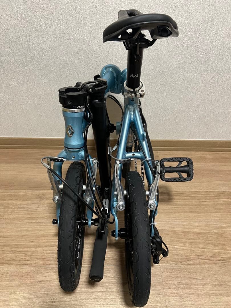 美品 三段変速14インチ折りたたみ自転車DAHON／FIAT 同型モデル