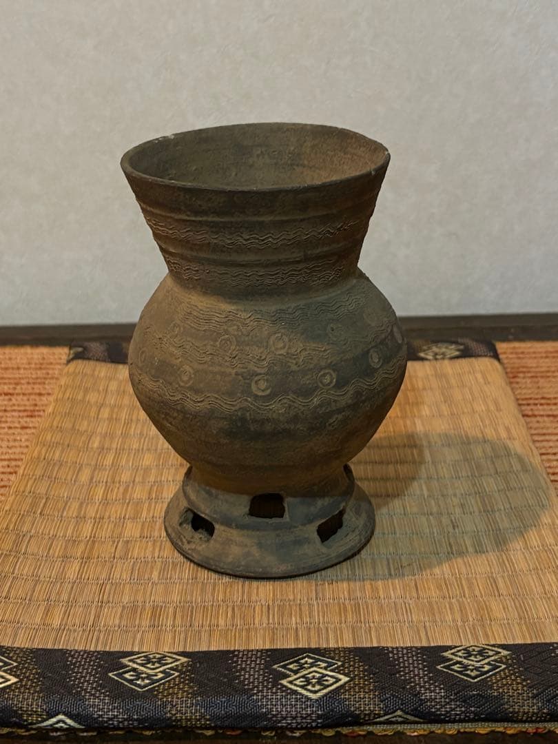 骨董　台付長頸壺　新羅土器　古代須恵器 朝鮮美術　古美術