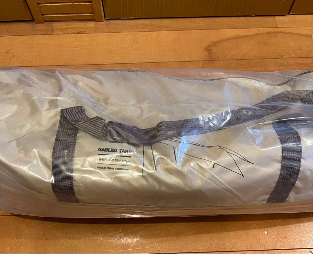 Naturehike カーサイドタープ 340x 590新品未使用ポールペグ付き