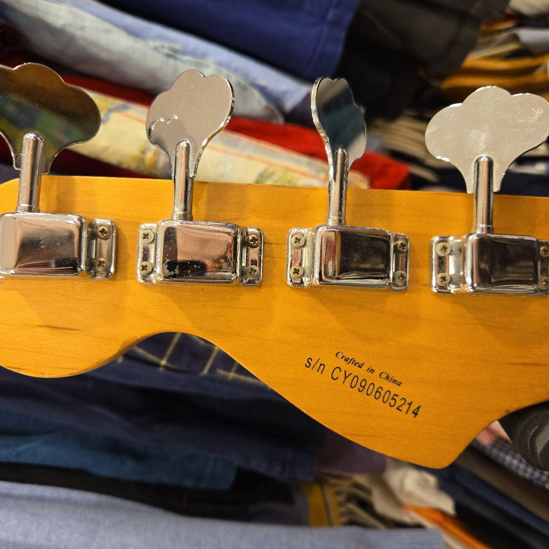 Squier by Fender Affinity ジャズベース スクワイヤ