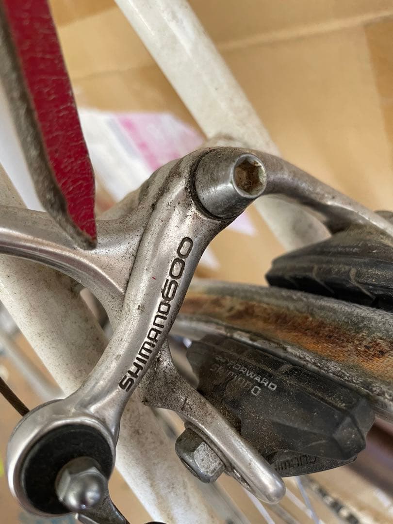 ブリジストン　1000 引取りでお願いします。