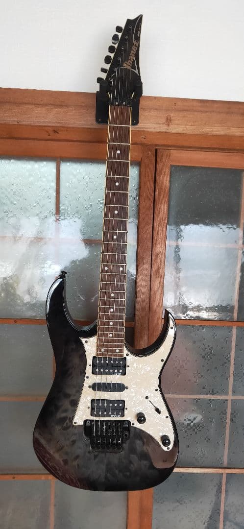 エレキギター　Ibanez RG350QMZ　EMG搭載
