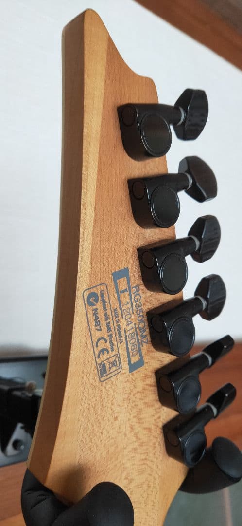 エレキギター　Ibanez RG350QMZ　EMG搭載
