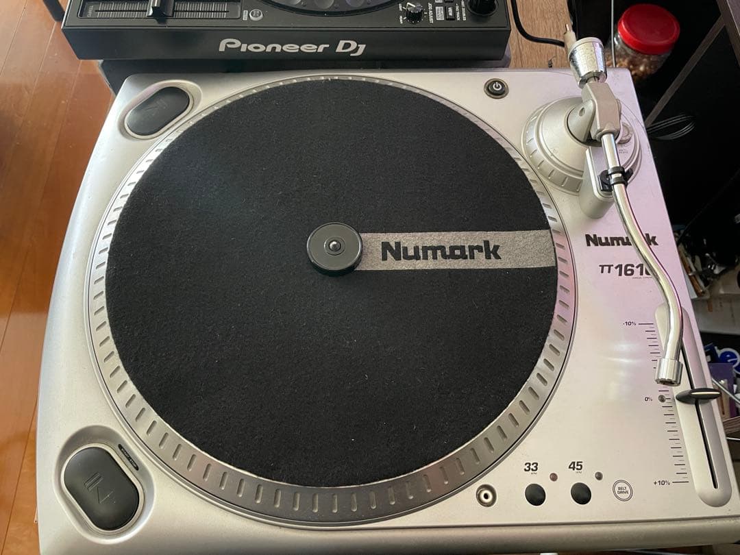 Numark TT1610 ターンテーブル シルバー