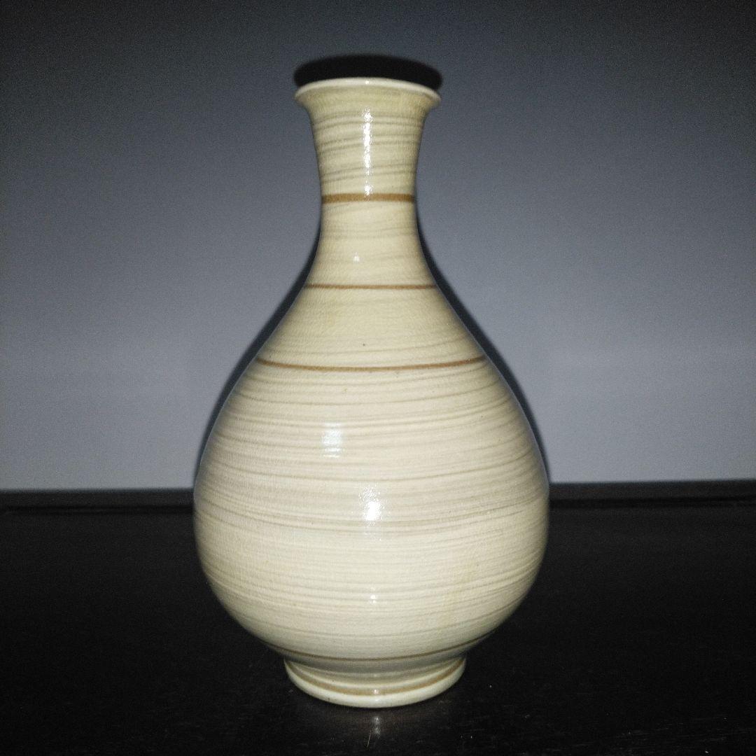 NO652 刷毛目魚文徳利　作家物　銘あり[土丁]