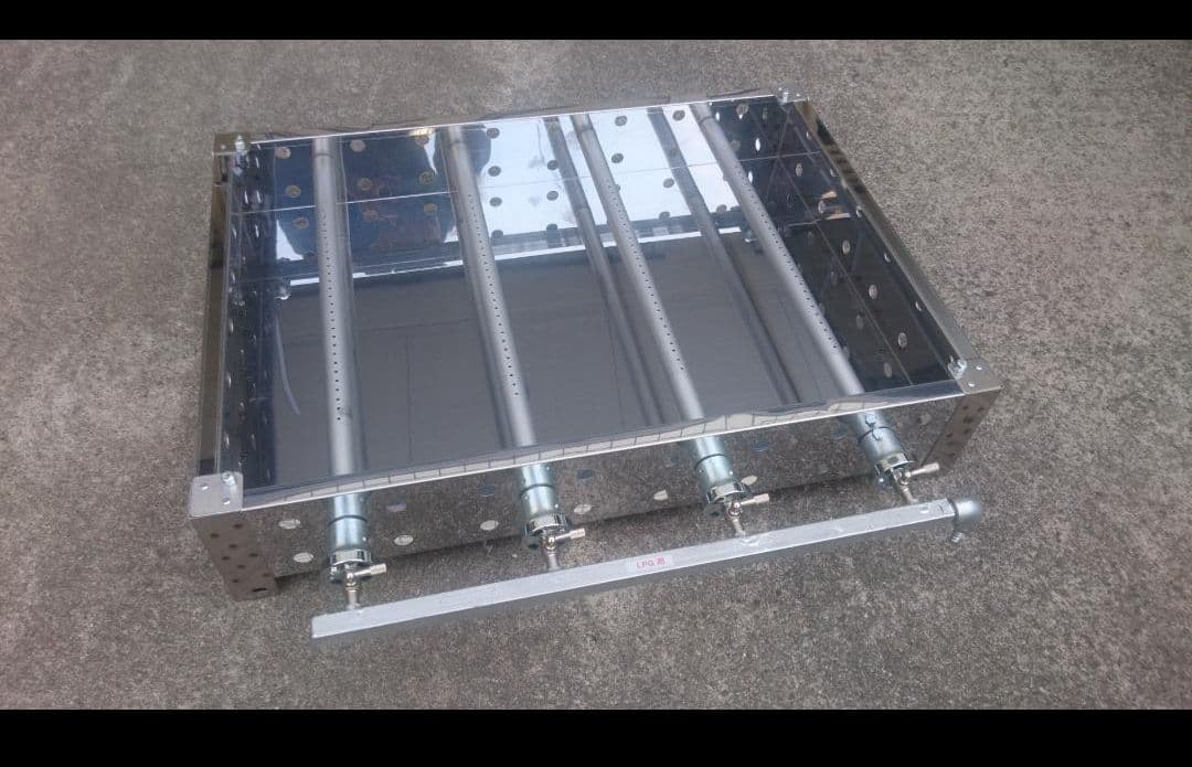 カス受け付　極厚６mm　プロパンガスグリラー　鉄板焼きグリドル　便利なフチ持手付