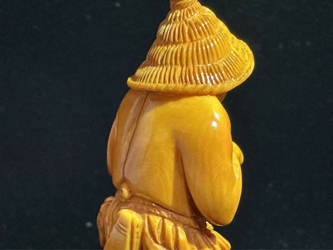 根付　置物　アンティーク　天然素材　仏像　彫刻 古美術品　細密細工　骨董