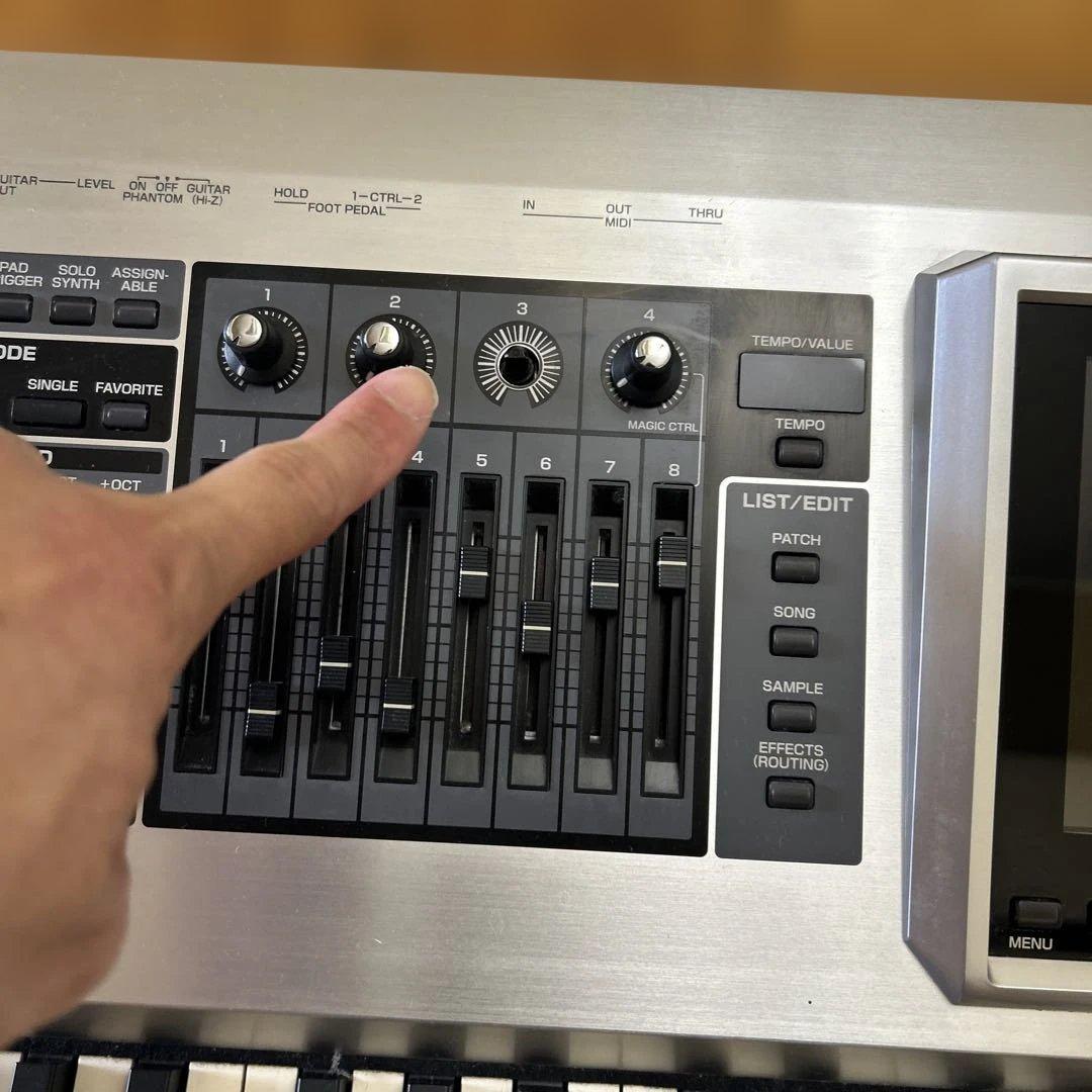 Roland Fantom G8 | 88鍵　高機能シンセサイザー　動作確認済