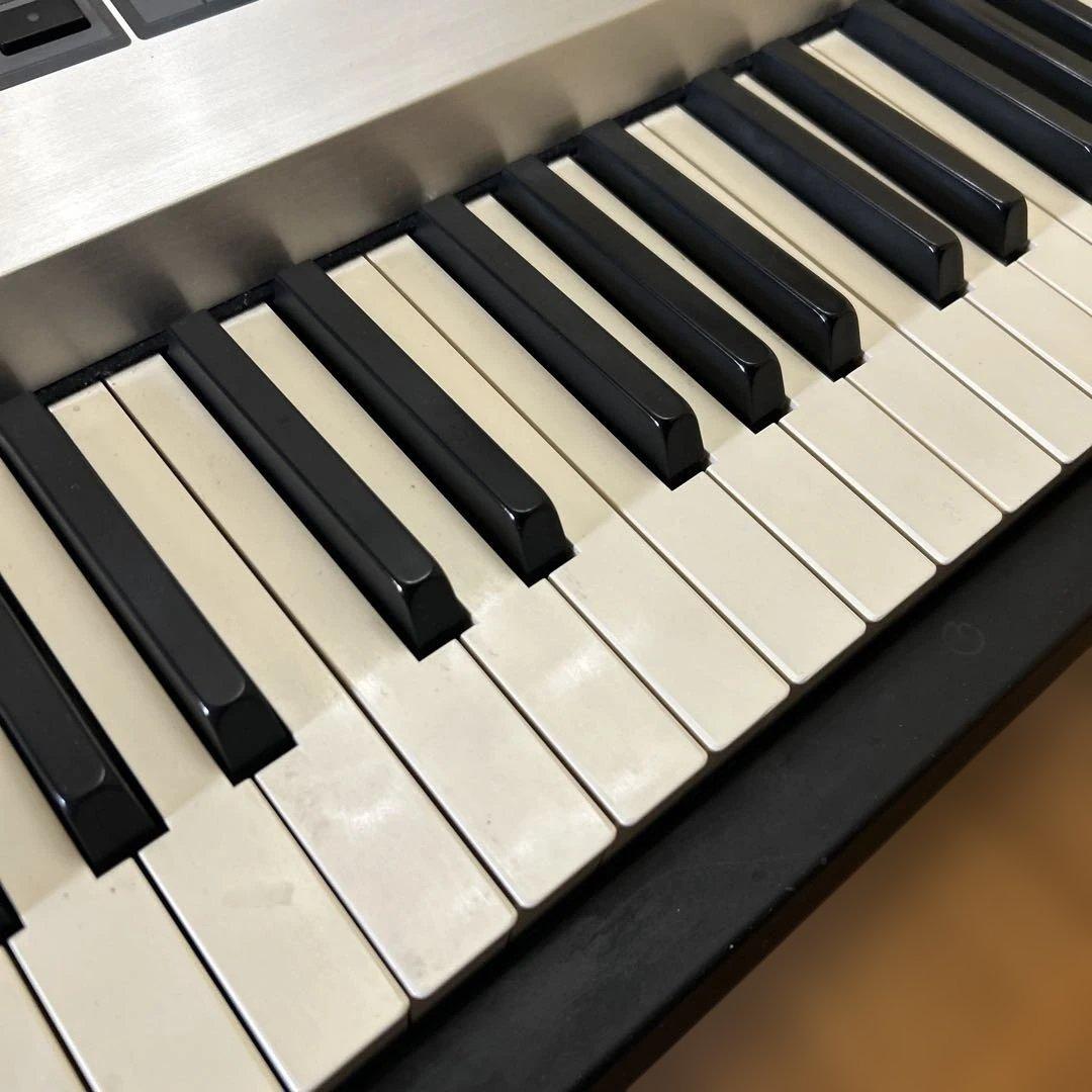 Roland Fantom G8 | 88鍵　高機能シンセサイザー　動作確認済