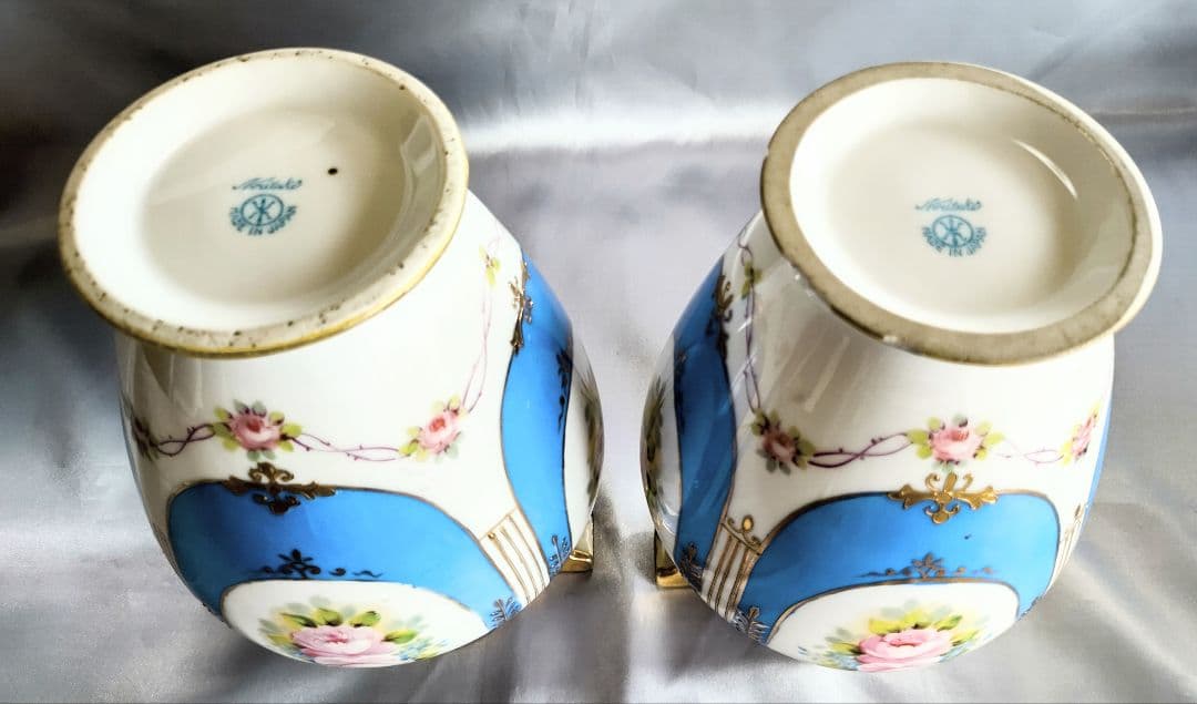 オールドノリタケ 明治期アンティーク マルキ印 青と白の花柄 ペア花瓶２個セット