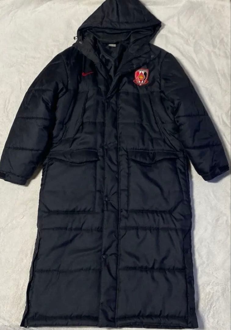✨希少✨Nike 浦和レッズ ベンチコート 黒　赤　ロングコート