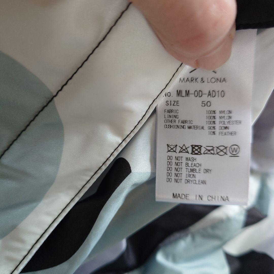 MARK & LONAフード付き ダウンジャケット ネイビー/ホワイト