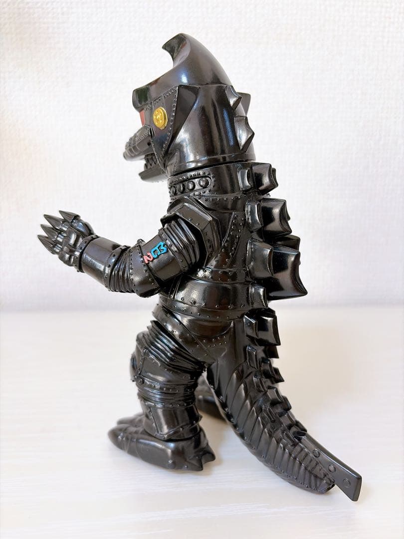 One up.×KAIJIN メカゴジラ ソフビ