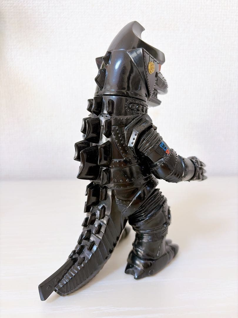 One up.×KAIJIN メカゴジラ ソフビ