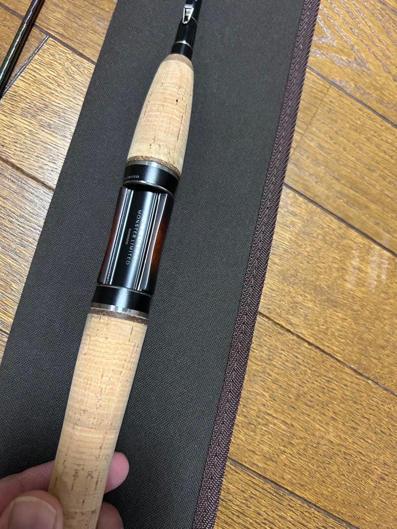 モンスターリミテッドTW77 L