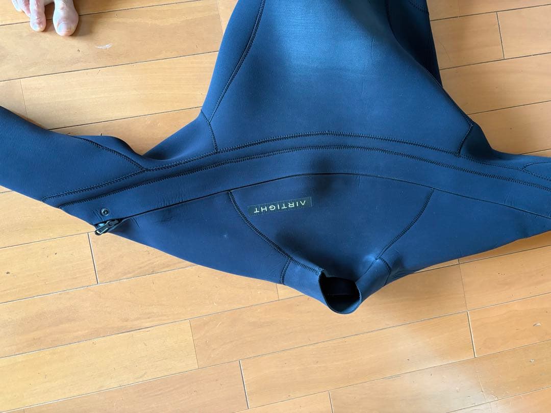 AIRTIGHT ブラック フルスーツ ネオプレン ML