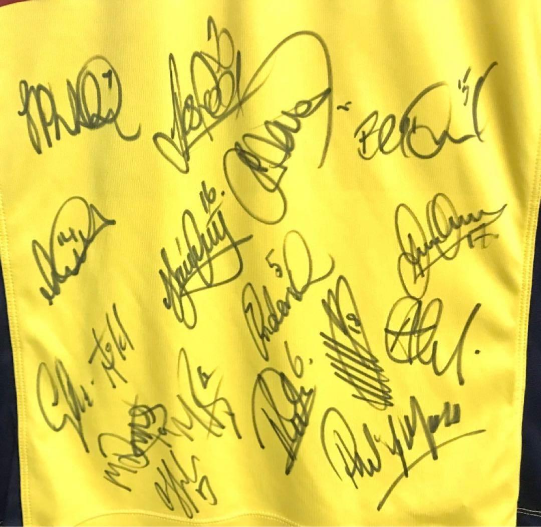 直筆　本物　オーストラリア　Aリーグ　セントラル　コースト　マリナーズ