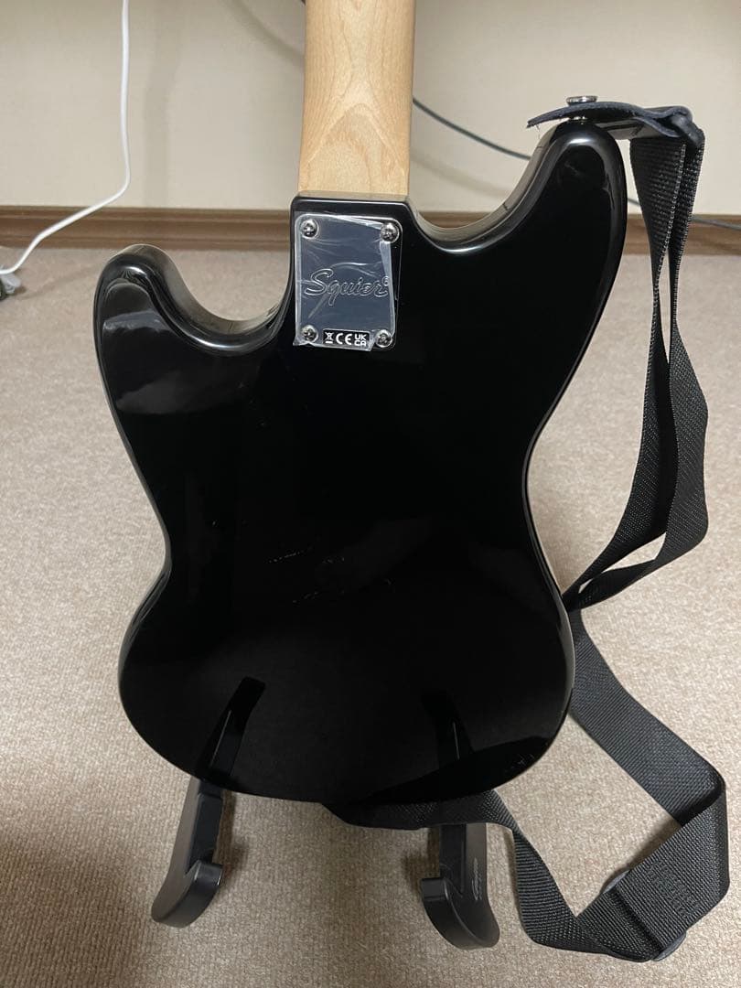 スクワイヤー　Squier by Fender エレキベース ブラック